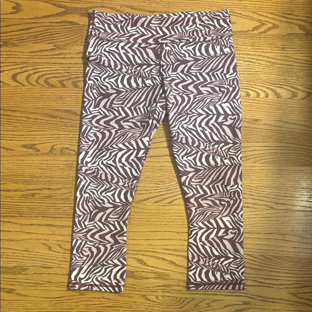 Fabletics Powerhold Wild Pattern Leggings - Purple and White. Women’s size small
